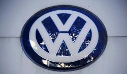 VW launches $5.8bn tie-up with Tesla rival Rivian