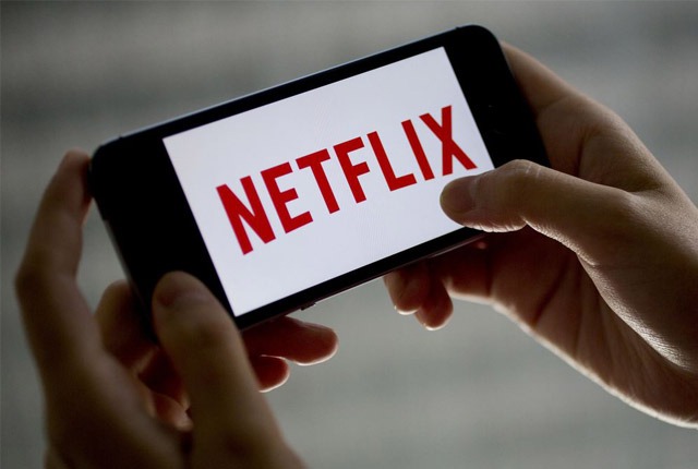 Netflix: How did the streaming service turn its fortunes around? - BBC News