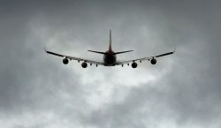 Qantas: Airline investigates after app lets customers see strangers’ data