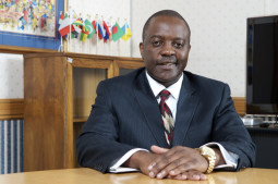 Francis Mawindi