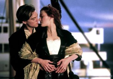 Titanic ‘door’ prop that kept Rose alive sells for $718,750